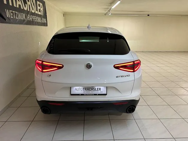 Alfa Romeo Stelvio 2.2 D Q4 190 Super