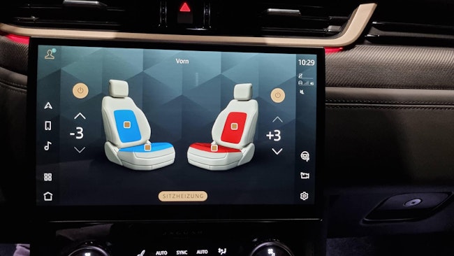 Vehicle image 10 Vehicle image 10