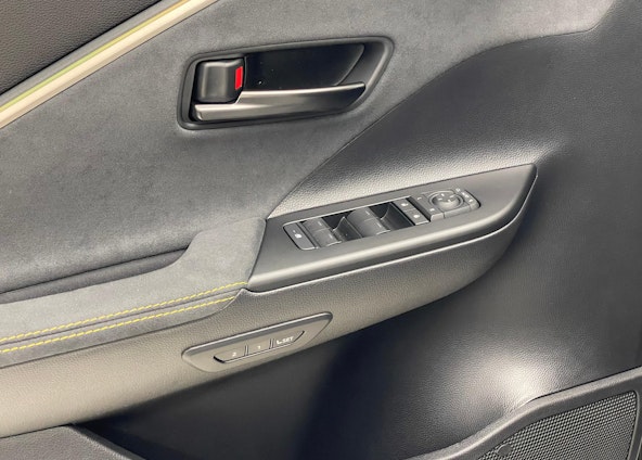 Vehicle image 14 Vehicle image 14