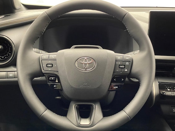 Vehicle image 12 Vehicle image 12