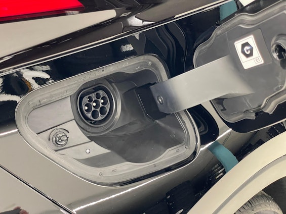 Vehicle image 16 Vehicle image 16