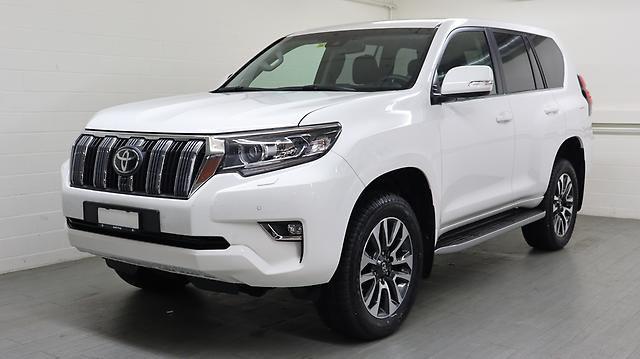 TOYOTA Land Cruiser 2.8 D 204 Style: Jetzt Probefahrt buchen!