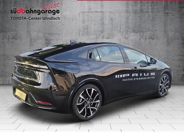 Vehicle image 26 Vehicle image 26