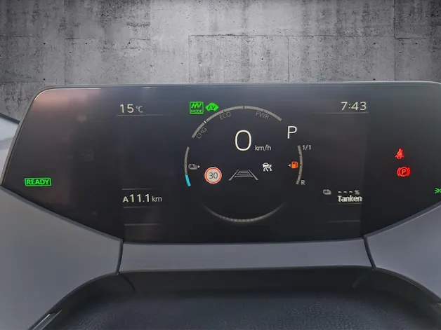 Toyota Prius 2.0 Plug-In-Hybrid Style