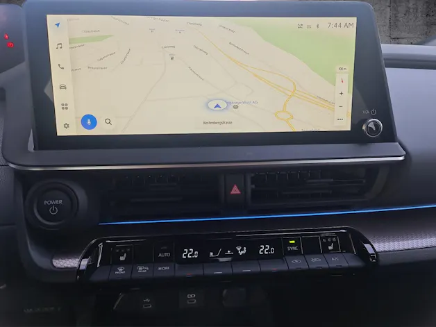 Toyota Prius 2.0 Plug-In-Hybrid Style