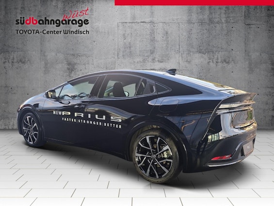 Vehicle image 10 Vehicle image 10