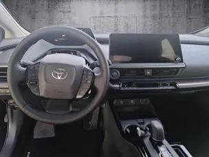 Toyota Prius 2.0 Plug-In-Hybrid Style