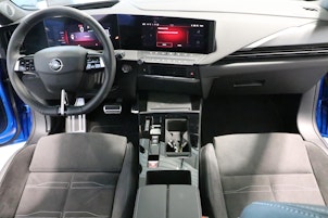 Vehicle image OPEL Astra-e Swiss Plus