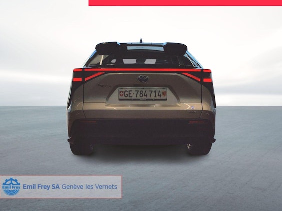 Vehicle image 4 Vehicle image 4