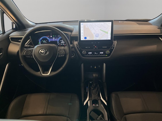 Vehicle image 10