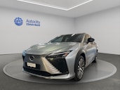 First vehicle image
