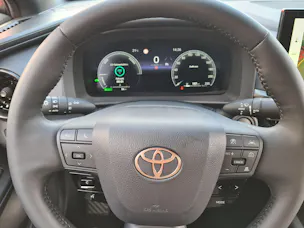 Toyota C-HR 2.0 HEV Trend 4x4