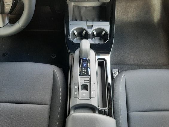 Vehicle image 9 Vehicle image 9