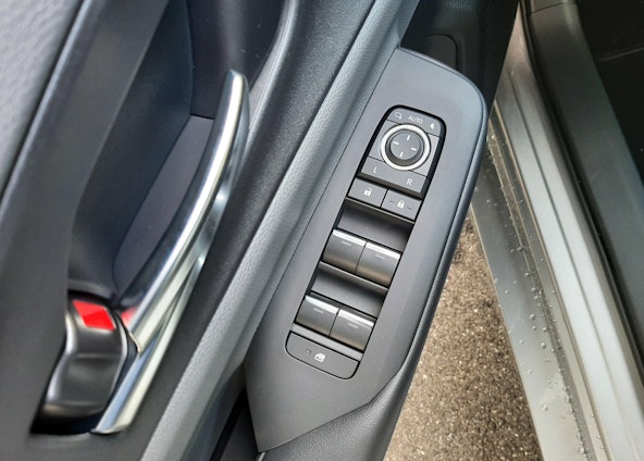 Vehicle image 10 Vehicle image 10