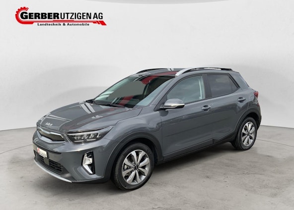 First vehicle image First vehicle image