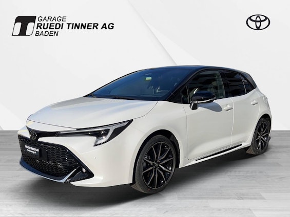 First vehicle image