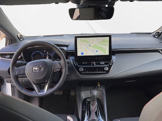 Vehicle image 10