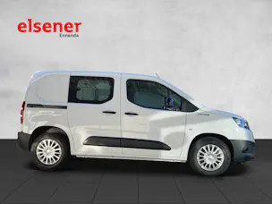 Toyota PROACE CITY Van L1 50KWh Active