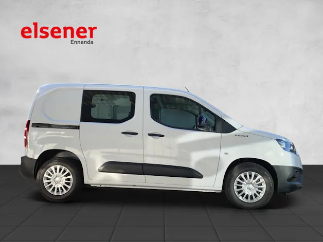 Toyota PROACE CITY Van L1 50KWh Active