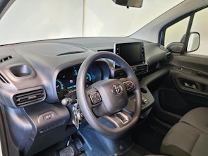 Vehicle image TOYOTA PROACE CITY Van L1 50KWh Active - Ruote invernali & Servizi inclusi