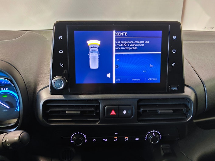 Vehicle image TOYOTA PROACE CITY