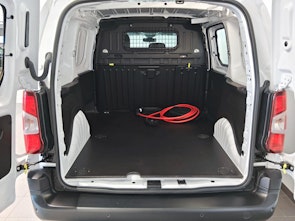 Vehicle image TOYOTA PROACE CITY Van L1 50KWh Active - Ruote invernali & Servizi inclusi