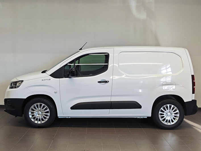 Vehicle image TOYOTA PROACE CITY