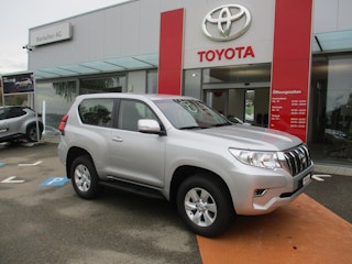 Vehicle image TOYOTA LANDCRUISER