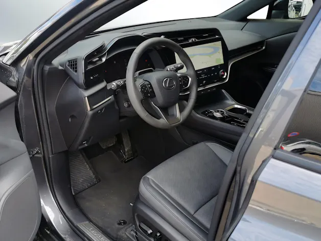 Lexus RZ 450e Comfort
