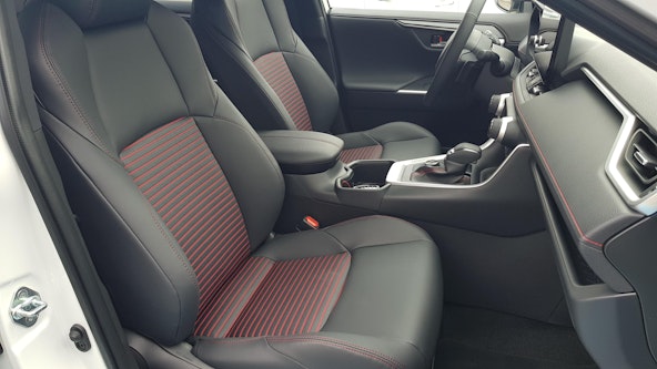 Vehicle image 5 Vehicle image 5