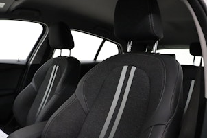 Vehicle image BMW 120d xDrive