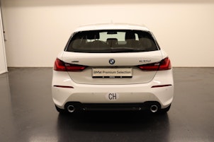 Vehicle image BMW 120d xDrive