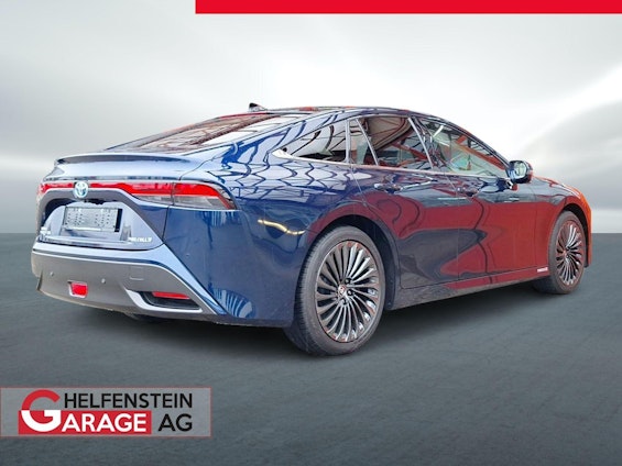 Vehicle image 4 Vehicle image 4