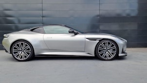 Vehicle image ASTON MARTIN DB12 Coupé 4.0 V8 Bi-Turbo
