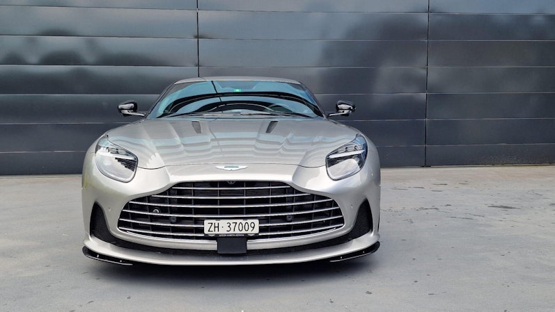 Vehicle image ASTON MARTIN DB12