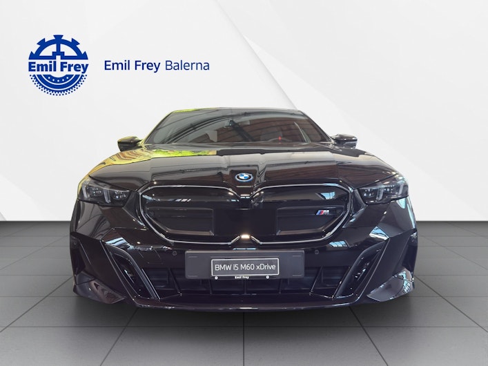 Vehicle image BMW i5