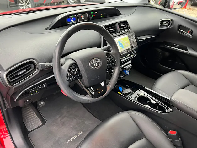 Toyota Prius 1.8 VVTi HSD Premium AWD-i