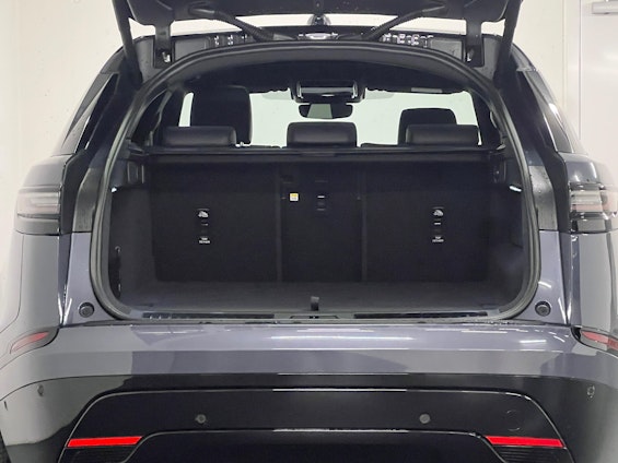 Vehicle image 7 Vehicle image 7