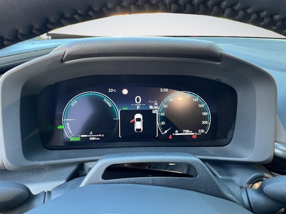 Vehicle image 10 Vehicle image 10