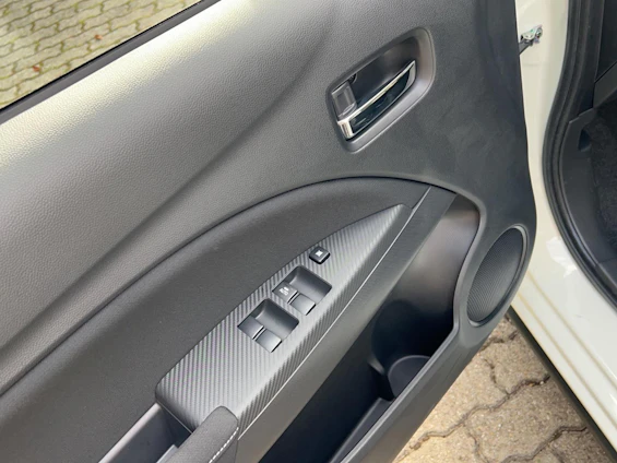 Fahrzeugbild 10 Fahrzeugbild 10