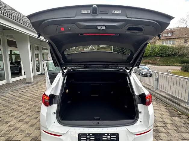 Opel Grandland 1.6 T PHEV GSE