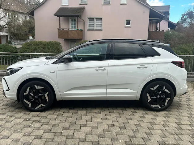 Opel Grandland 1.6 T PHEV GSE