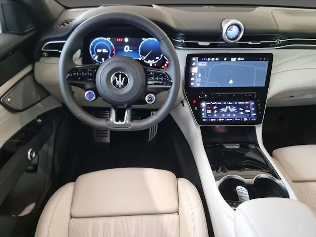Maserati Grecale 2.0 Hybrid Modena