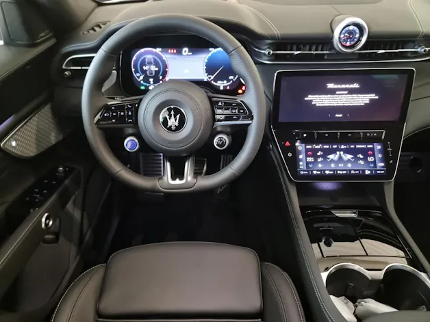 Maserati Grecale 2.0 Hybrid Modena