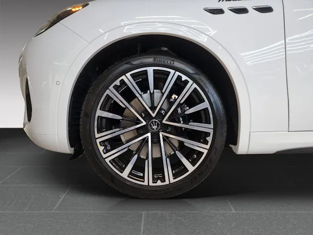 Maserati Grecale 2.0 Hybrid Modena