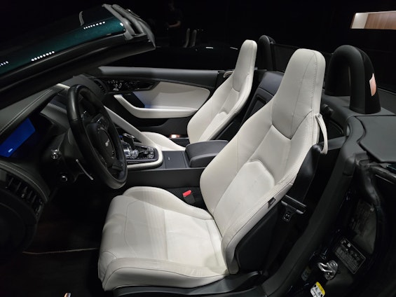 Vehicle image 8