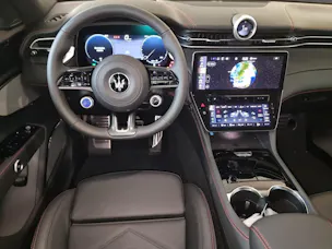 Maserati Grecale 2.0 Hybrid Modena