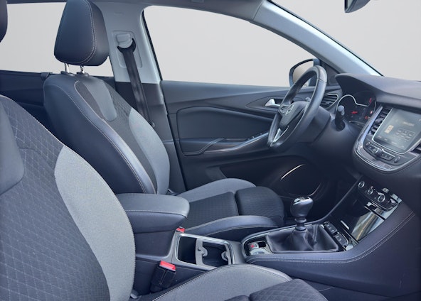 Vehicle image 6 Vehicle image 6