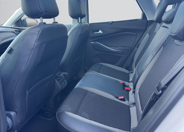 Vehicle image 7 Vehicle image 7