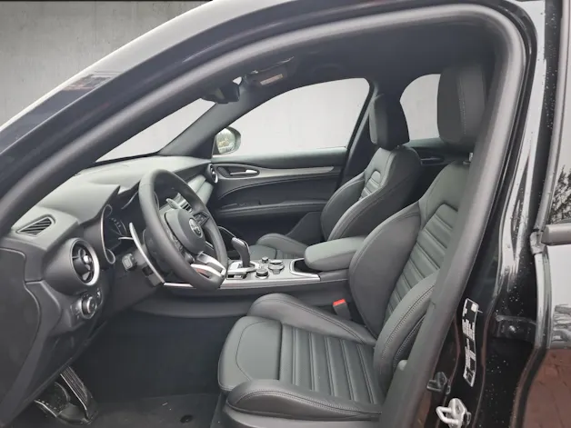 Alfa Romeo Stelvio 2.0 Q4 Sprint Veloce